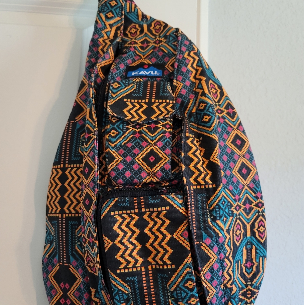 Kavu sling bag